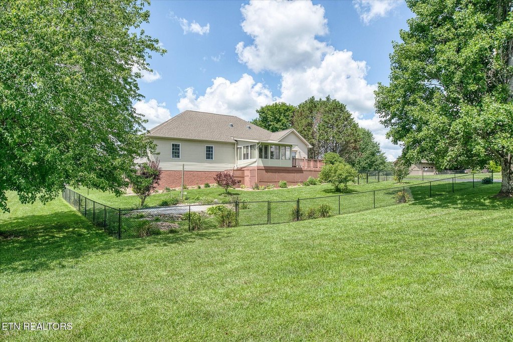 Crossville, Tennessee, 38555, United States, 3 Bedrooms Bedrooms, ,2.5 BathroomsBathrooms,Residential,Forsale,1929846