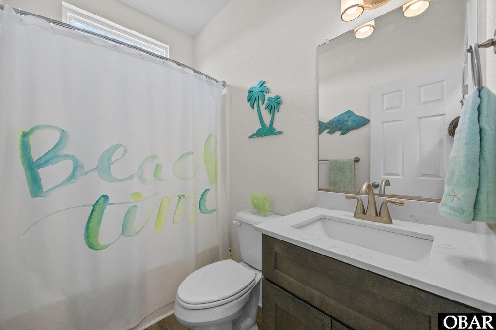 Coinjock, North Carolina, 27923, United States, 4 Bedrooms Bedrooms, ,2 BathroomsBathrooms,Residential,Forsale,1914386