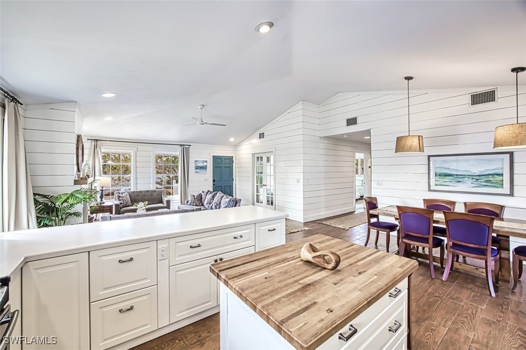 Sanibel, Florida, 33957, United States, 3 Bedrooms Bedrooms, ,3 BathroomsBathrooms,Residential,Forsale,1971953