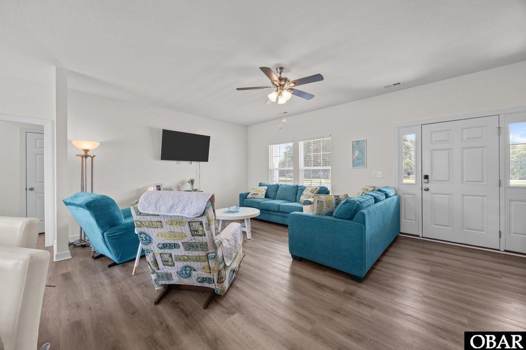 Coinjock, North Carolina, 27923, United States, 4 Bedrooms Bedrooms, ,2 BathroomsBathrooms,Residential,Forsale,1914386