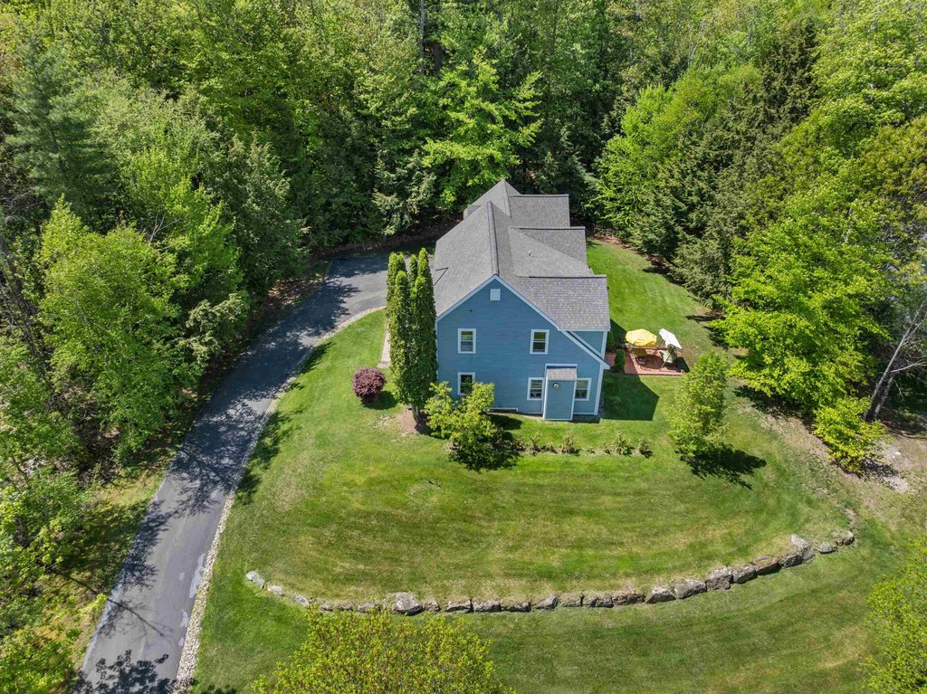 Laconia, New Hampshire, 03246, United States, 3 Bedrooms Bedrooms, ,2.5 BathroomsBathrooms,Residential,Forsale,1968474