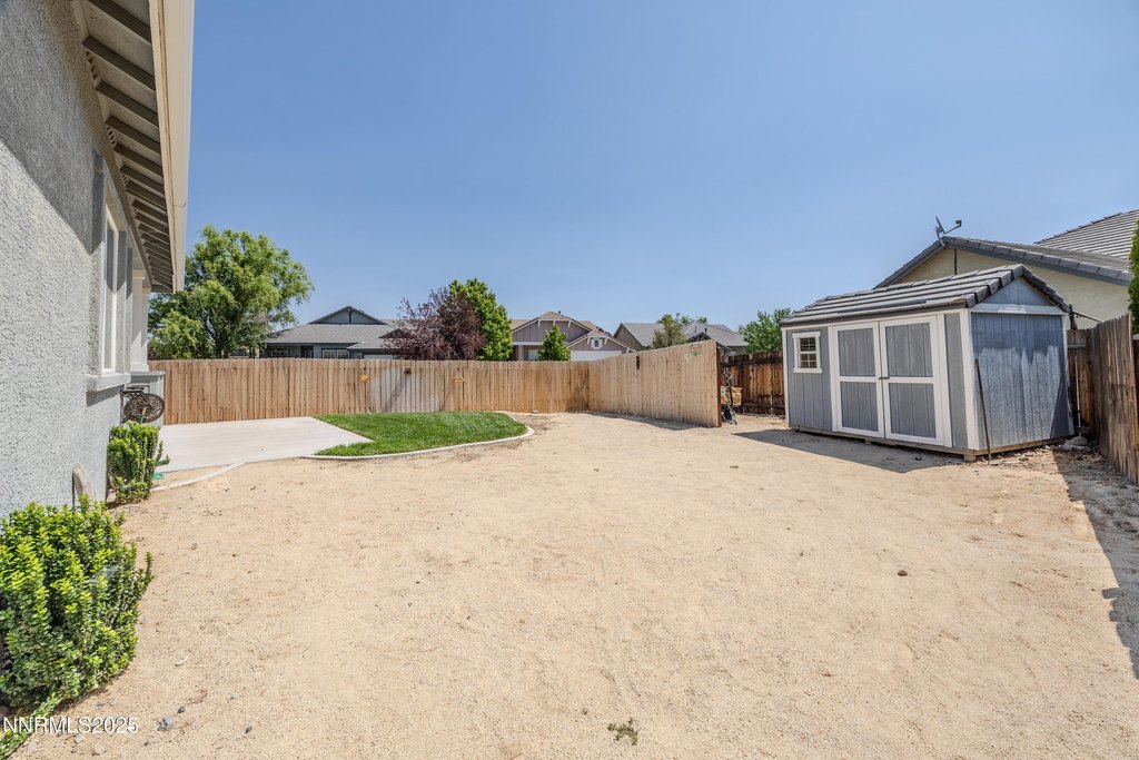 Sparks, Nevada, 89436, United States, 3 Bedrooms Bedrooms, ,2 BathroomsBathrooms,Residential,Forsale,1910317