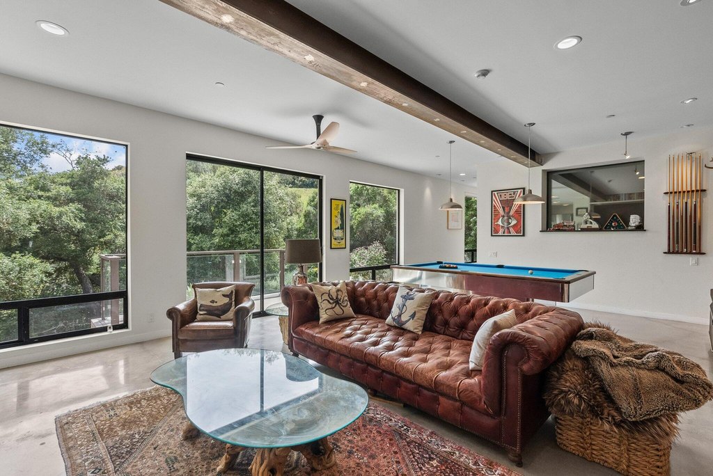 GOLETA, California, 93117, United States, 5 Bedrooms Bedrooms, ,4.5 BathroomsBathrooms,Residential,Forsale,1909547