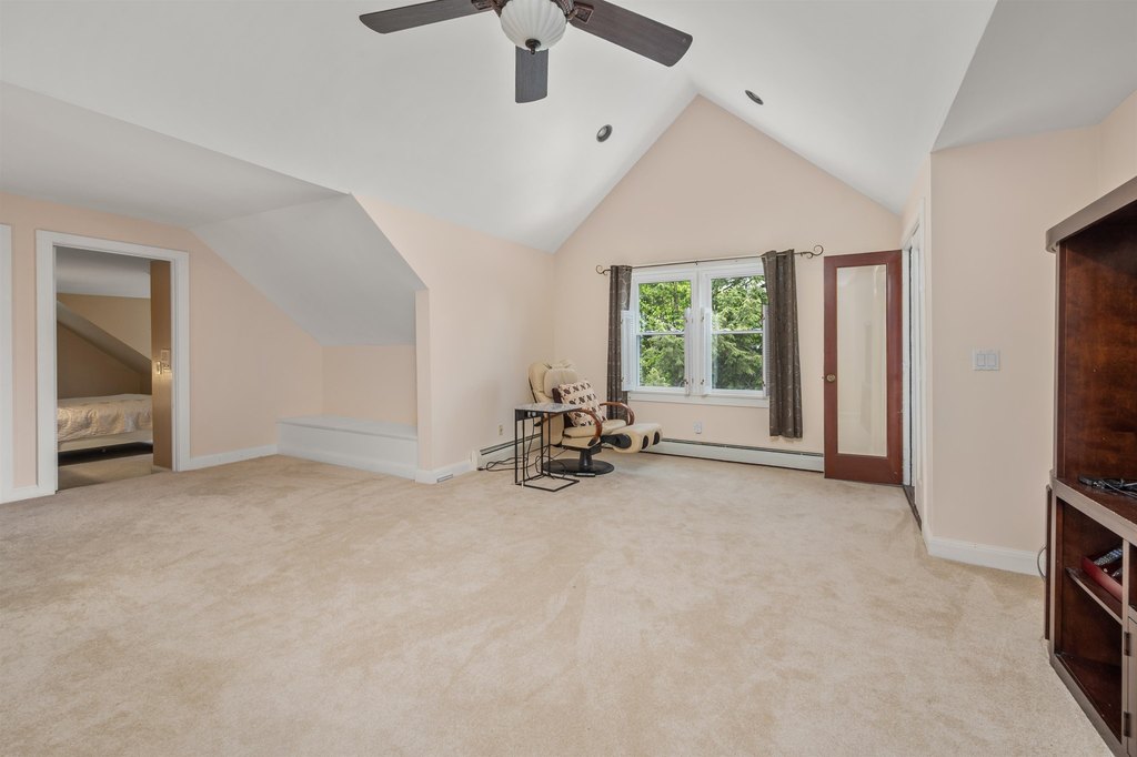 Laconia, New Hampshire, 03246, United States, 3 Bedrooms Bedrooms, ,2.5 BathroomsBathrooms,Residential,Forsale,1968474