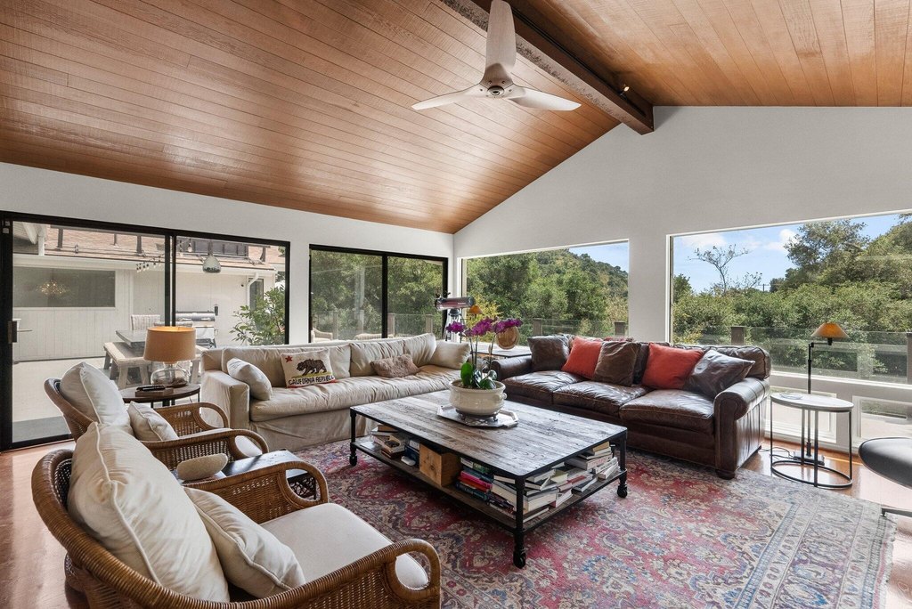 GOLETA, California, 93117, United States, 5 Bedrooms Bedrooms, ,4.5 BathroomsBathrooms,Residential,Forsale,1909547