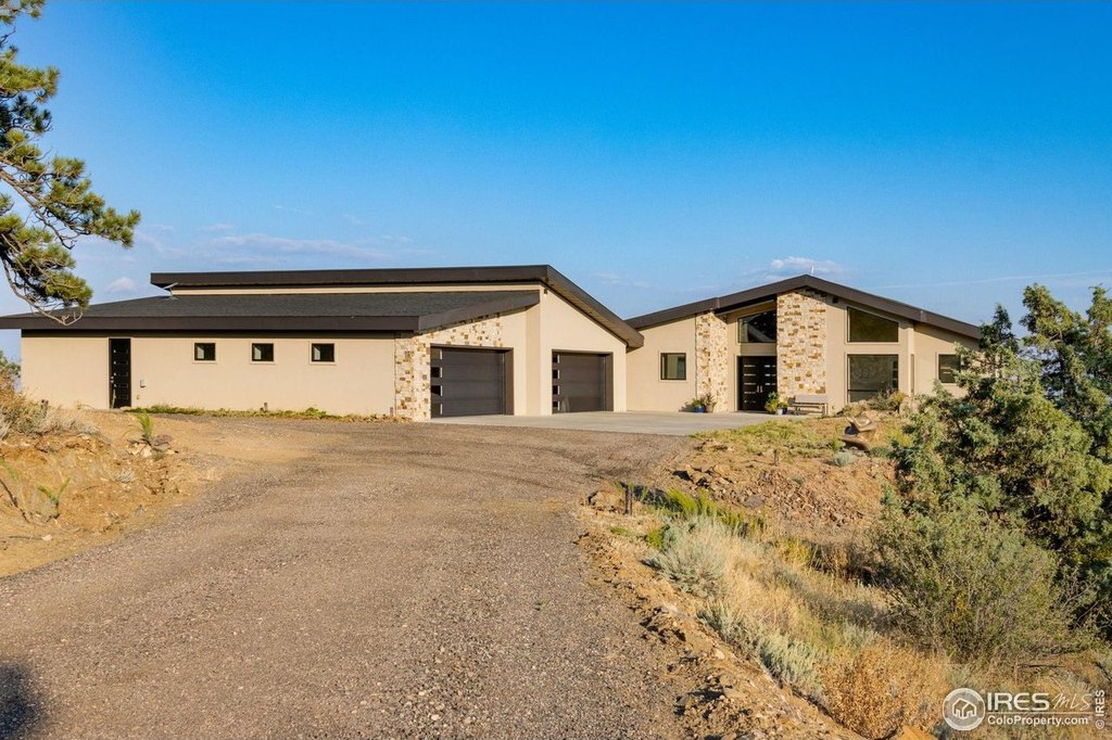Loveland, Colorado, 80538, United States, 4 Bedrooms Bedrooms, ,3.5 BathroomsBathrooms,Residential,Forsale,1903103