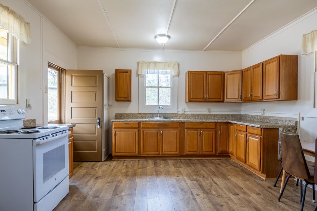 Kula, Hawaii, 96790, United States, 4 Bedrooms Bedrooms, ,1 BathroomBathrooms,Residential,Forsale,1944121