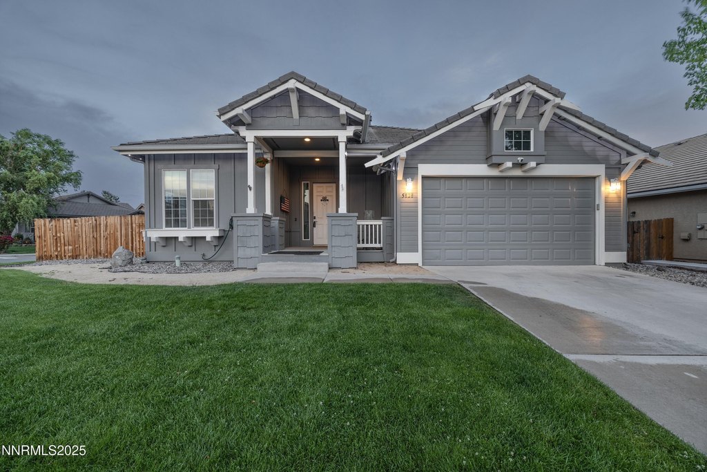 Sparks, Nevada, 89436, United States, 3 Bedrooms Bedrooms, ,2 BathroomsBathrooms,Residential,Forsale,1910317