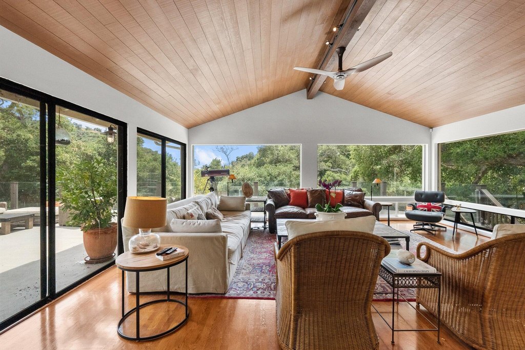 GOLETA, California, 93117, United States, 5 Bedrooms Bedrooms, ,4.5 BathroomsBathrooms,Residential,Forsale,1909547