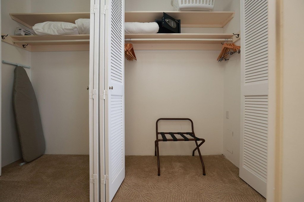 Lahaina, Hawaii, 96761, United States, 1 Bedroom Bedrooms, ,2 BathroomsBathrooms,Residential,Forsale,2007679