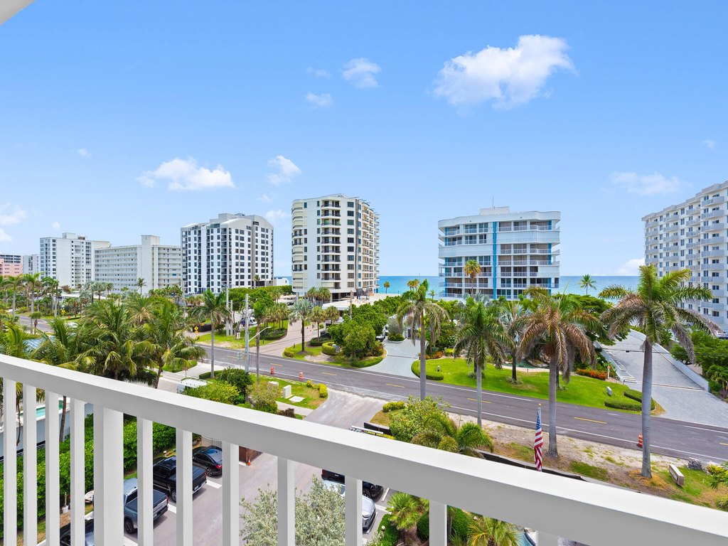 Highland Beach, Florida, 33487, United States, 3 Bedrooms Bedrooms, ,3 BathroomsBathrooms,Residential,Forsale,1886573