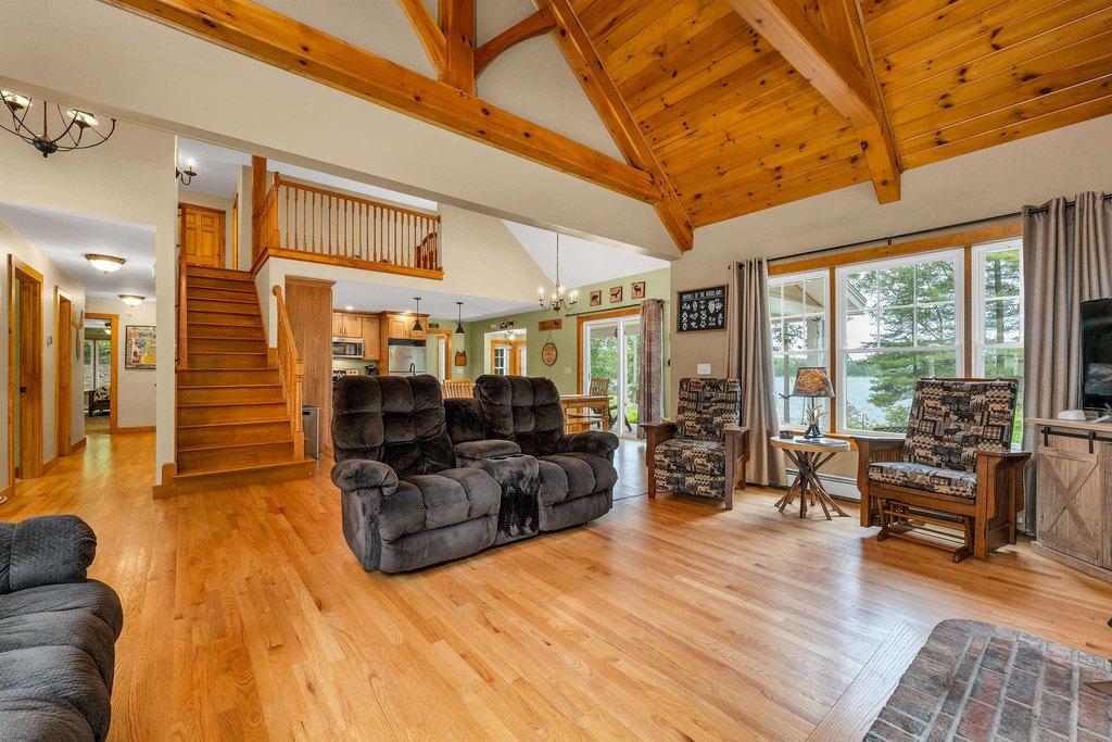 New Durham, New Hampshire, 03855, United States, 4 Bedrooms Bedrooms, ,3.5 BathroomsBathrooms,Residential,Forsale,1941222