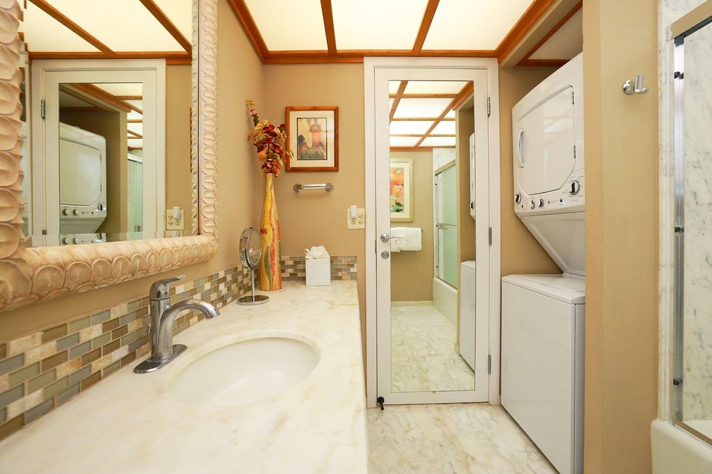 Lahaina, Hawaii, 96761, United States, 1 Bedroom Bedrooms, ,2 BathroomsBathrooms,Residential,Forsale,2007679