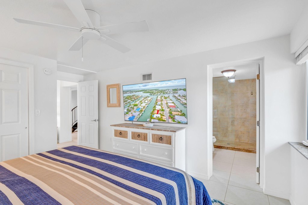 Key Colony, Florida, 33051, United States, 6 Bedrooms Bedrooms, ,4 BathroomsBathrooms,Residential,Forsale,2004351