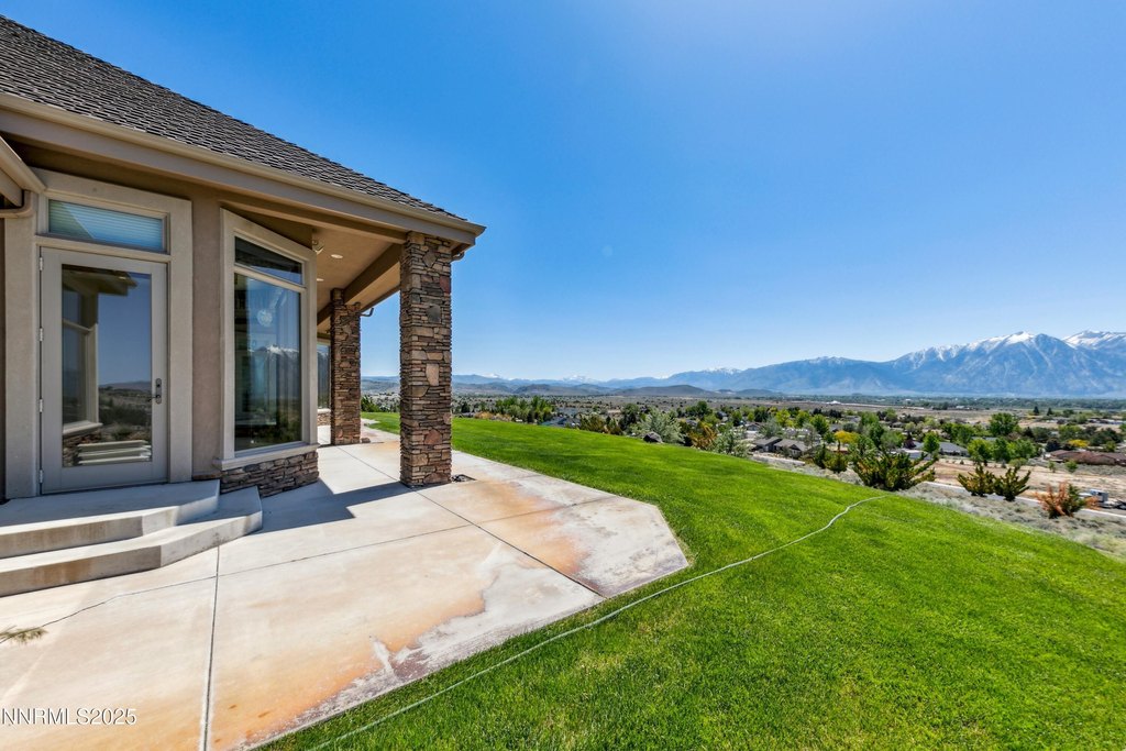 Gardnerville, Nevada, 89410, United States, 5 Bedrooms Bedrooms, ,6.5 BathroomsBathrooms,Residential,Forsale,1886497
