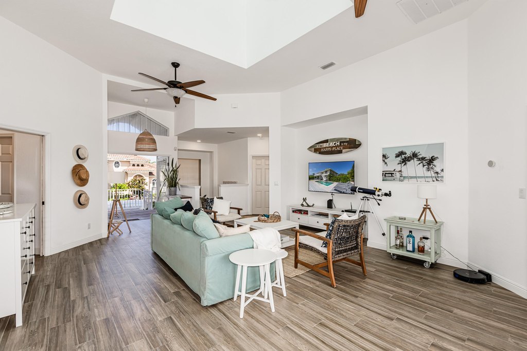 Marco Island, Florida, 34145, United States, 3 Bedrooms Bedrooms, ,2 BathroomsBathrooms,Residential,Forsale,1969872