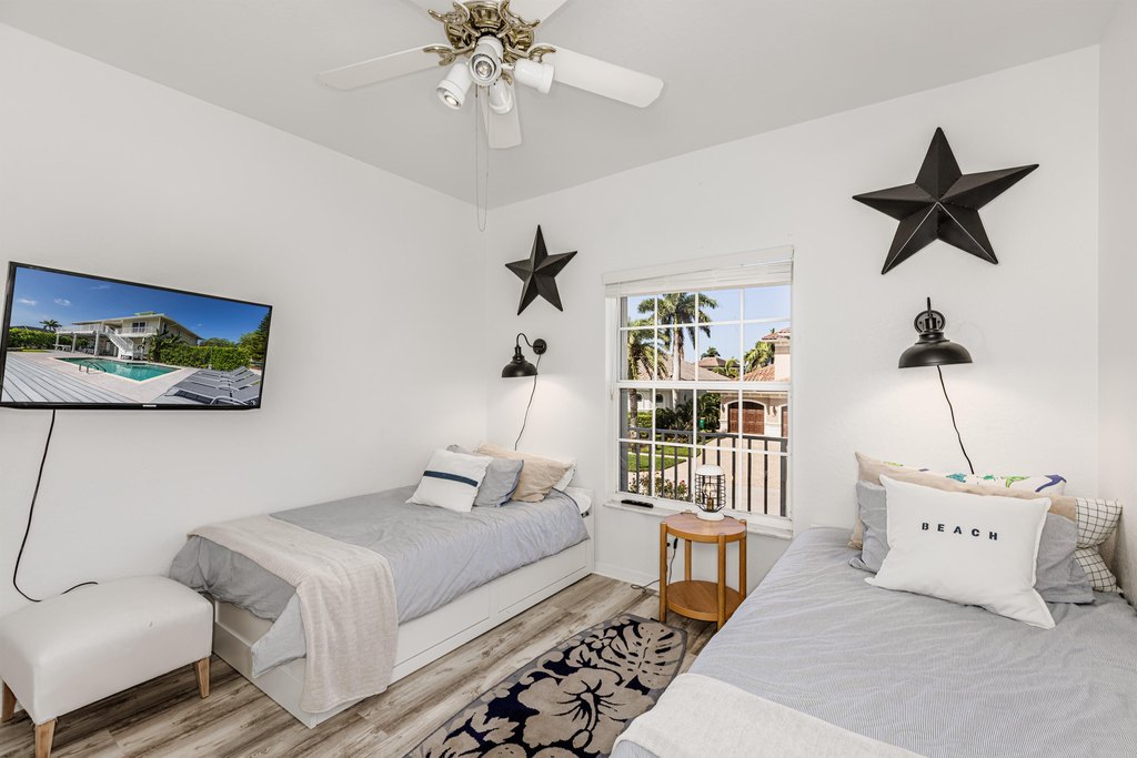 Marco Island, Florida, 34145, United States, 3 Bedrooms Bedrooms, ,2 BathroomsBathrooms,Residential,Forsale,1969872