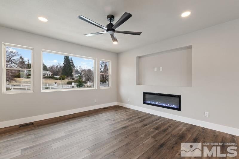 Reno, Nevada, 89509, United States, 4 Bedrooms Bedrooms, ,3 BathroomsBathrooms,Residential,Forsale,1910325