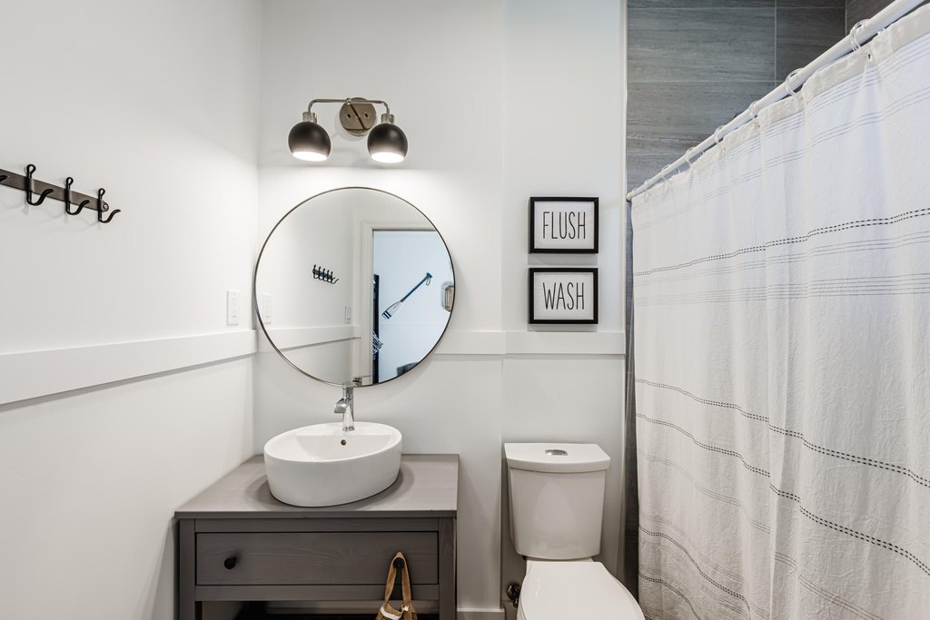 Marco Island, Florida, 34145, United States, 3 Bedrooms Bedrooms, ,2 BathroomsBathrooms,Residential,Forsale,1969872