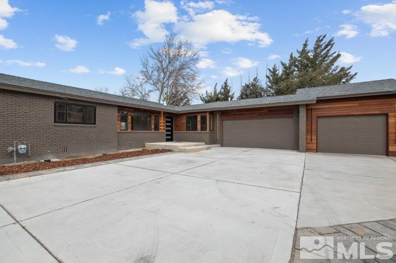 Reno, Nevada, 89509, United States, 4 Bedrooms Bedrooms, ,3 BathroomsBathrooms,Residential,Forsale,1910325