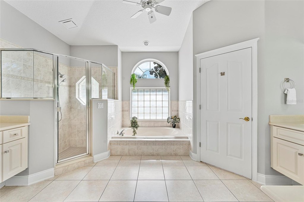 PALM COAST, Florida, 32164, United States, 3 Bedrooms Bedrooms, ,2.5 BathroomsBathrooms,Residential,Forsale,1990128