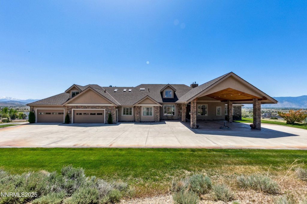 Gardnerville, Nevada, 89410, United States, 5 Bedrooms Bedrooms, ,6.5 BathroomsBathrooms,Residential,Forsale,1886497
