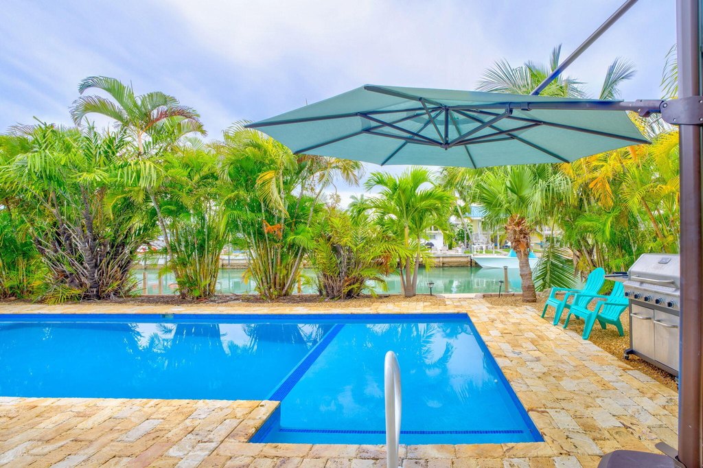 Key Colony, Florida, 33051, United States, 6 Bedrooms Bedrooms, ,4 BathroomsBathrooms,Residential,Forsale,2004351