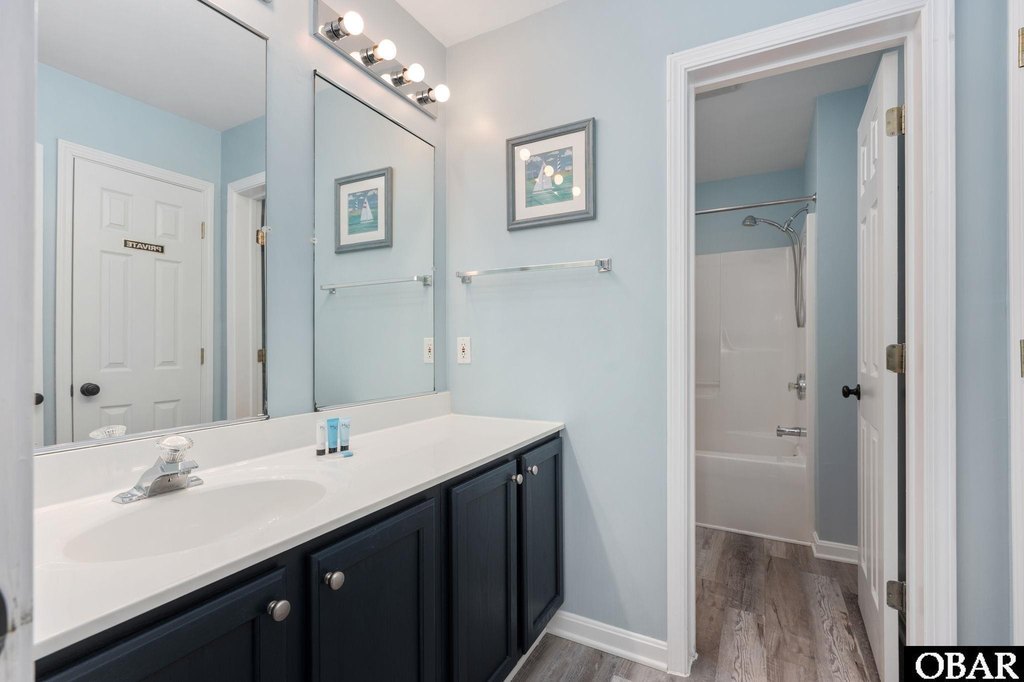 Duck, North Carolina, 27949, United States, 7 Bedrooms Bedrooms, ,5.5 BathroomsBathrooms,Residential,Forsale,1914381