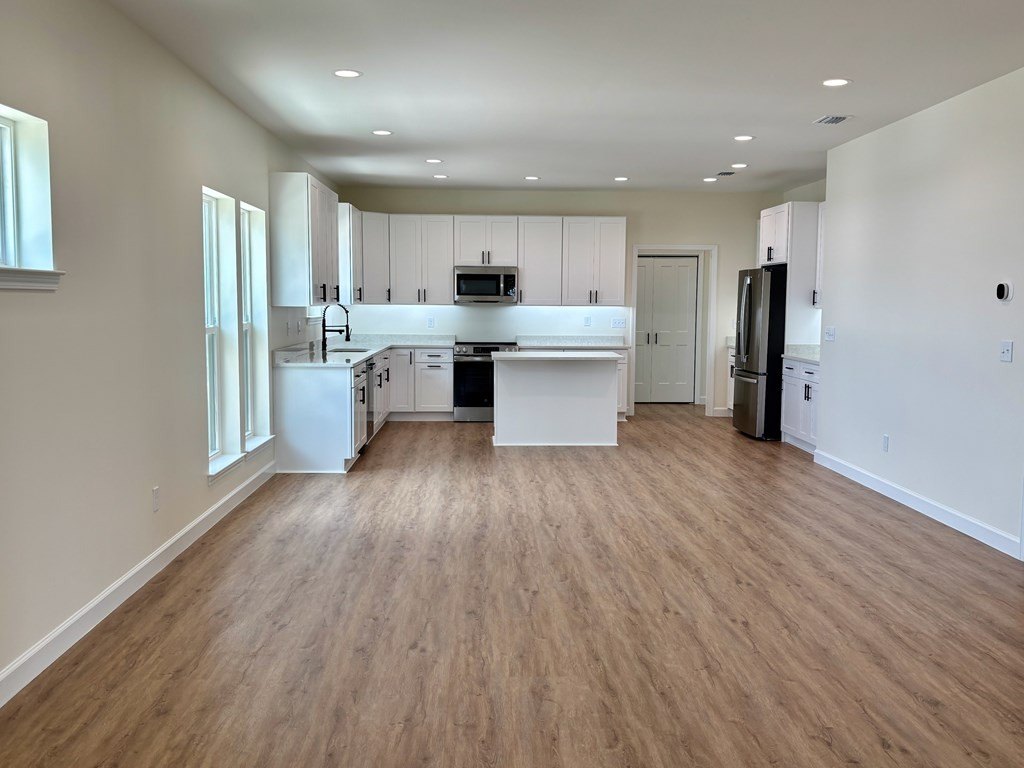 Port St. Joe, Florida, 32456, United States, 3 Bedrooms Bedrooms, ,2 BathroomsBathrooms,Residential,Forsale,1946758
