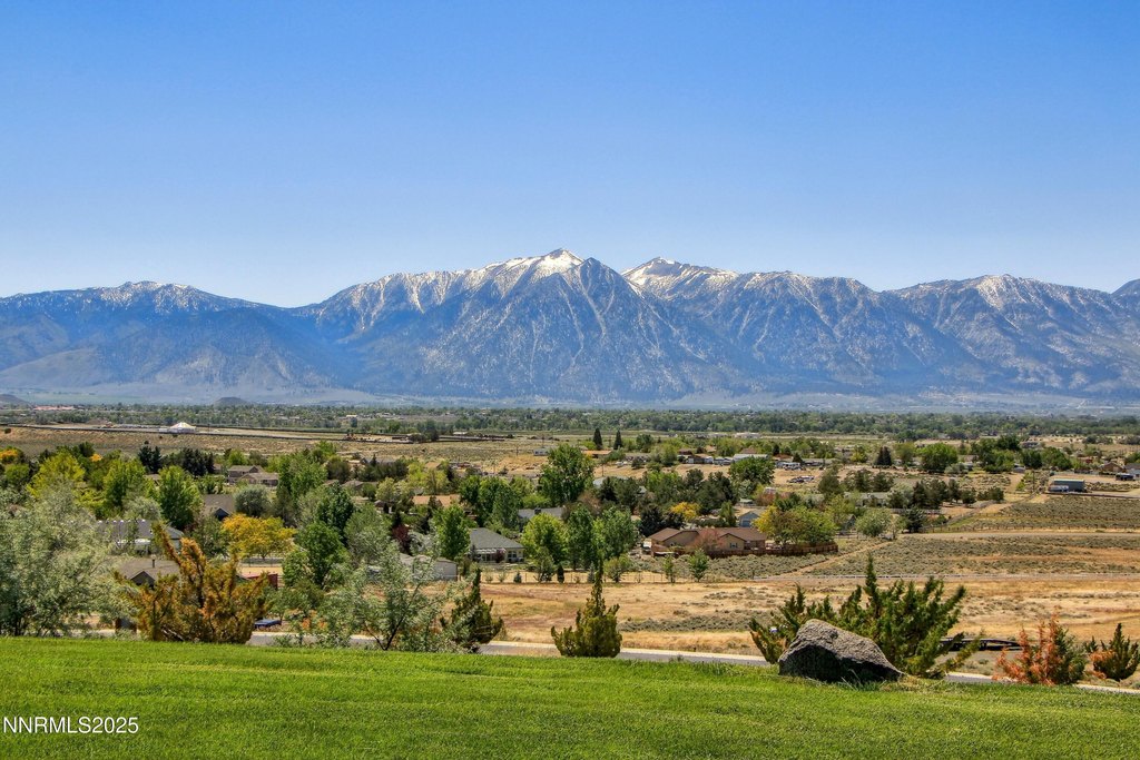 Gardnerville, Nevada, 89410, United States, 5 Bedrooms Bedrooms, ,6.5 BathroomsBathrooms,Residential,Forsale,1886497