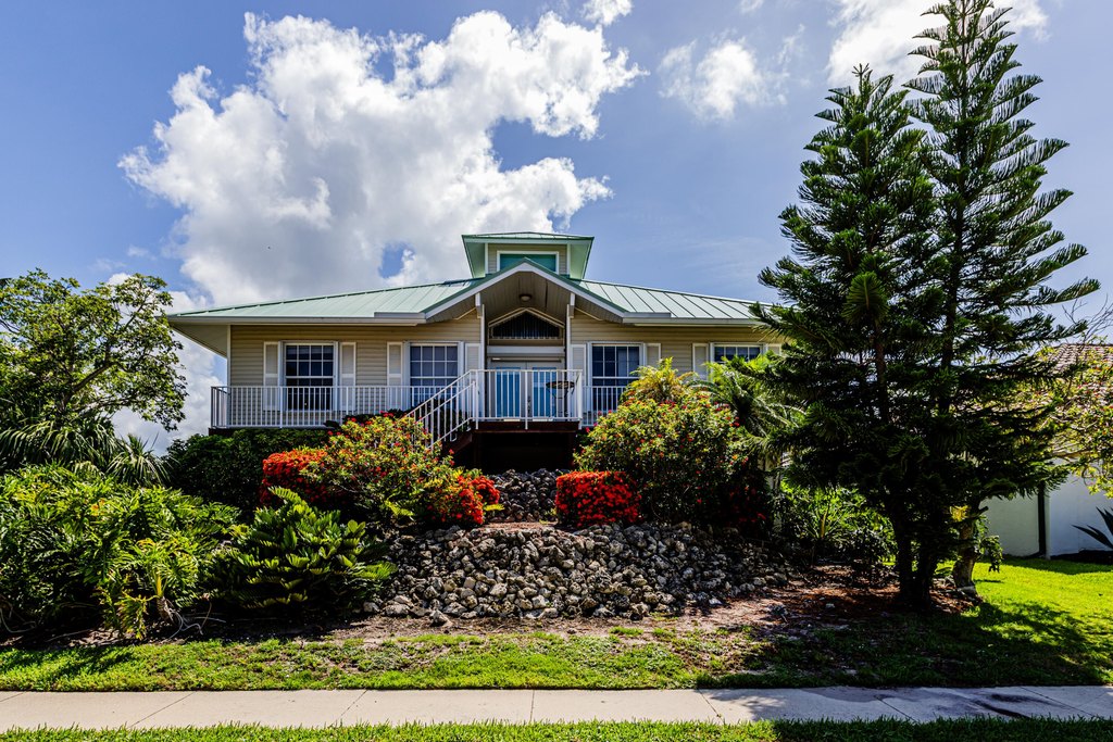 Marco Island, Florida, 34145, United States, 3 Bedrooms Bedrooms, ,2 BathroomsBathrooms,Residential,Forsale,1969872