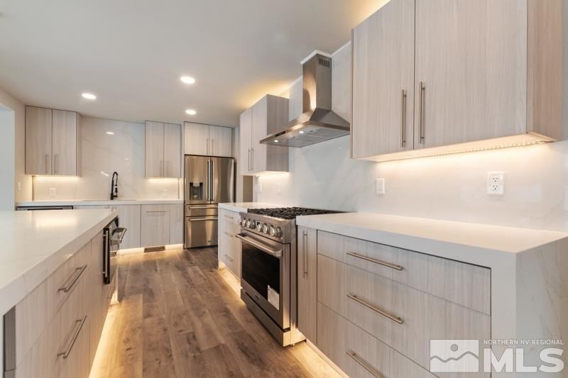 Reno, Nevada, 89509, United States, 4 Bedrooms Bedrooms, ,3 BathroomsBathrooms,Residential,Forsale,1910325