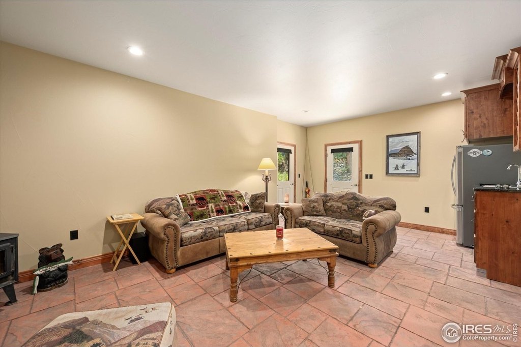 Bellvue, Colorado, 80512, United States, 3 Bedrooms Bedrooms, ,2 BathroomsBathrooms,Residential,Forsale,1903111
