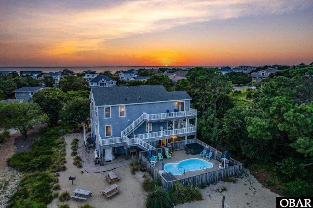 Duck, North Carolina, 27949, United States, 7 Bedrooms Bedrooms, ,5.5 BathroomsBathrooms,Residential,Forsale,1914381