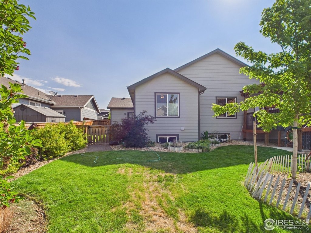 Severance, Colorado, 80550, United States, 4 Bedrooms Bedrooms, ,3 BathroomsBathrooms,Residential,Forsale,1903100