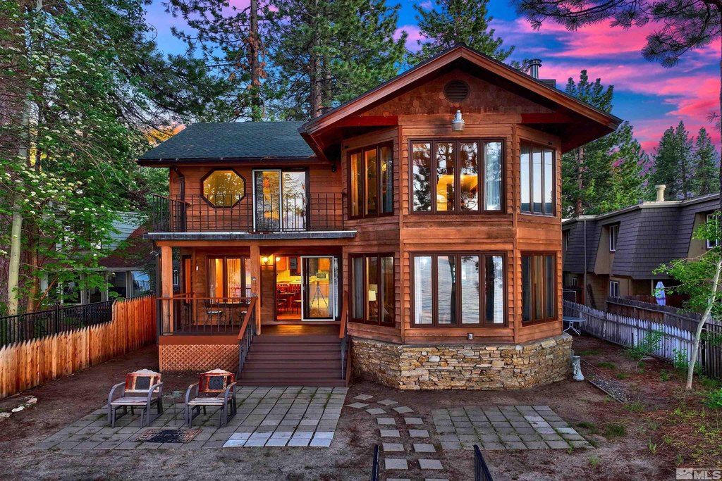 South Lake Tahoe, California, 96150, United States, 4 Bedrooms Bedrooms, ,3 BathroomsBathrooms,Residential,Forsale,1920160