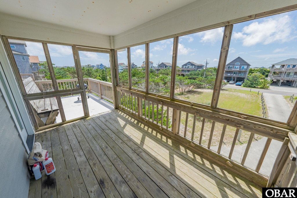 Avon, North Carolina, 27915, United States, 5 Bedrooms Bedrooms, ,4 BathroomsBathrooms,Residential,Forsale,1914410