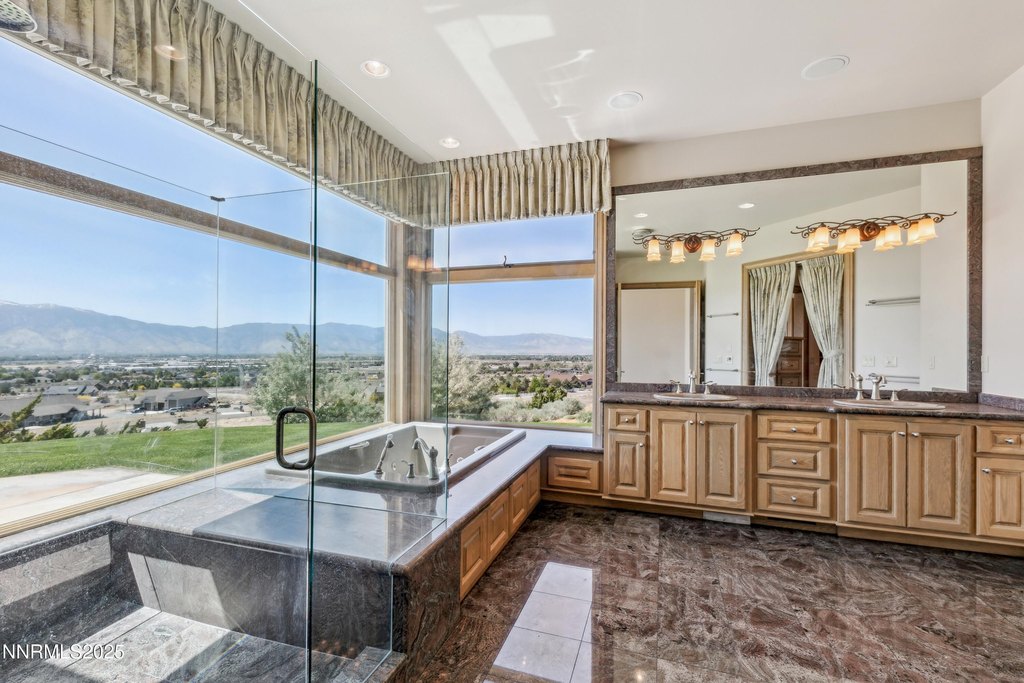 Gardnerville, Nevada, 89410, United States, 5 Bedrooms Bedrooms, ,6.5 BathroomsBathrooms,Residential,Forsale,1886497