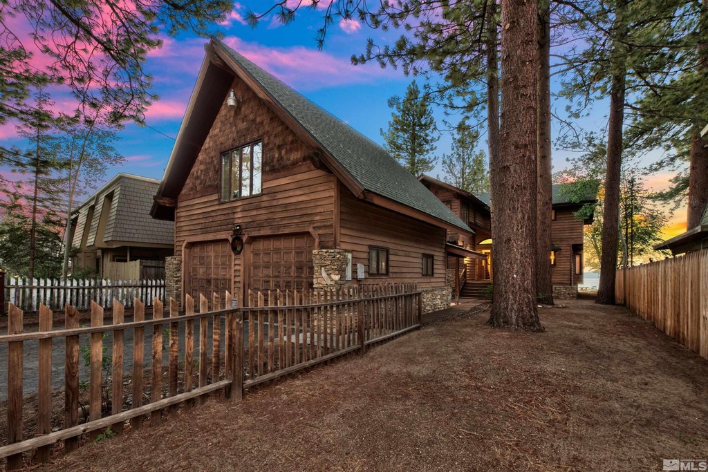 South Lake Tahoe, California, 96150, United States, 4 Bedrooms Bedrooms, ,3 BathroomsBathrooms,Residential,Forsale,1920160