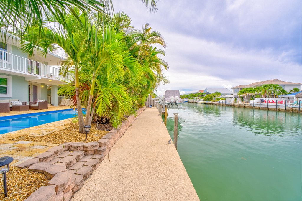 Key Colony, Florida, 33051, United States, 6 Bedrooms Bedrooms, ,4 BathroomsBathrooms,Residential,Forsale,2004351