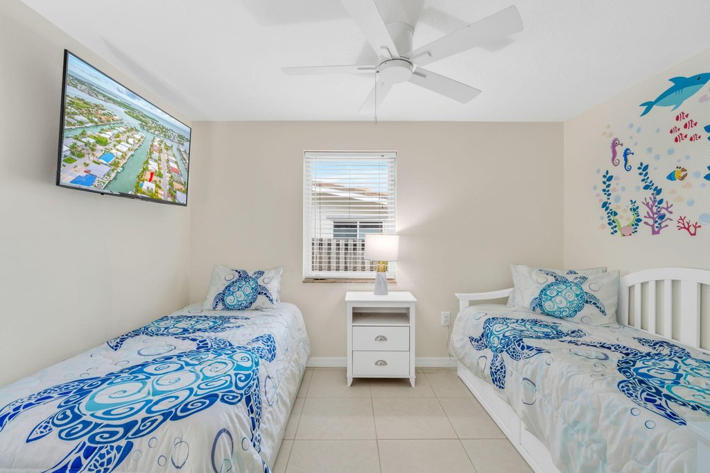 Key Colony, Florida, 33051, United States, 6 Bedrooms Bedrooms, ,4 BathroomsBathrooms,Residential,Forsale,2004351