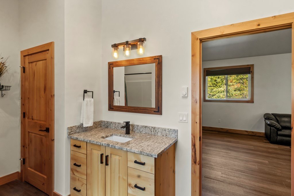 Donnelly, Idaho, 83615, United States, 2 Bedrooms Bedrooms, ,1 BathroomBathrooms,Residential,Forsale,1946188