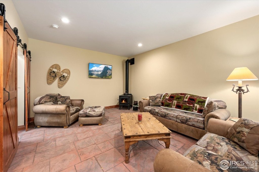 Bellvue, Colorado, 80512, United States, 3 Bedrooms Bedrooms, ,2 BathroomsBathrooms,Residential,Forsale,1903111
