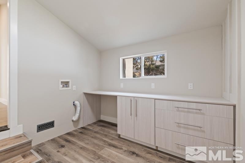 Reno, Nevada, 89509, United States, 4 Bedrooms Bedrooms, ,3 BathroomsBathrooms,Residential,Forsale,1910325