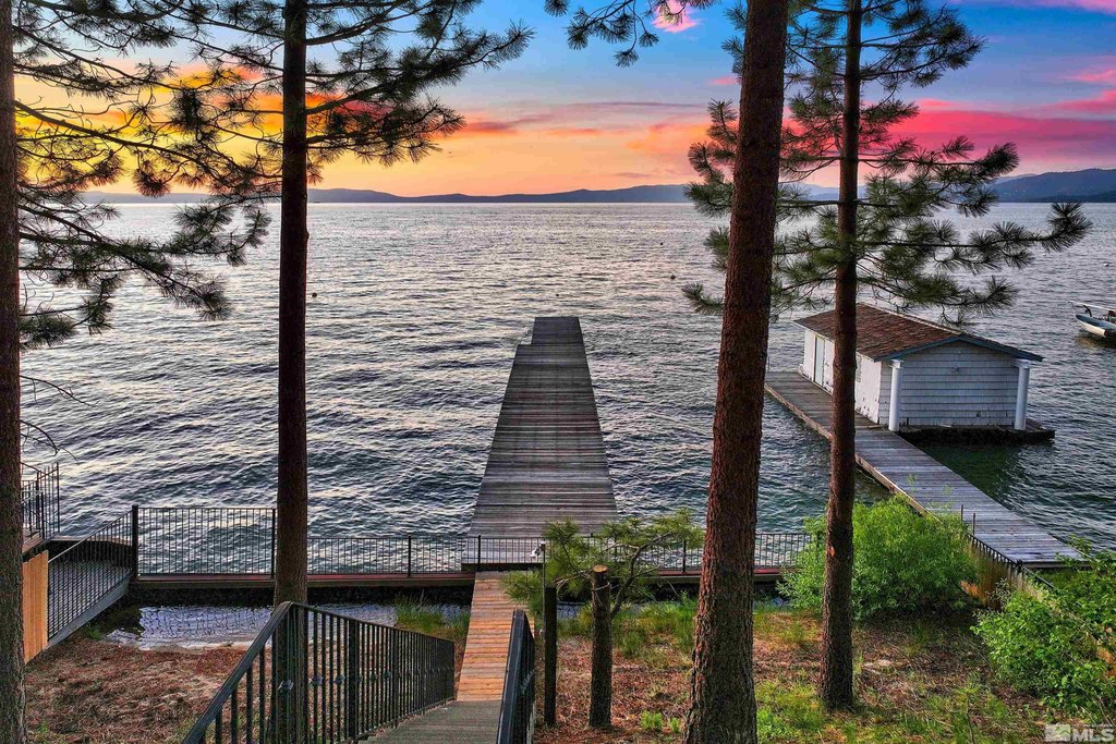 South Lake Tahoe, California, 96150, United States, 4 Bedrooms Bedrooms, ,3 BathroomsBathrooms,Residential,Forsale,1920160
