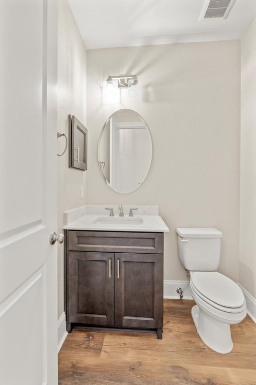 Tallahassee, Florida, 32312, United States, 3 Bedrooms Bedrooms, ,2.5 BathroomsBathrooms,Residential,Forsale,1946743