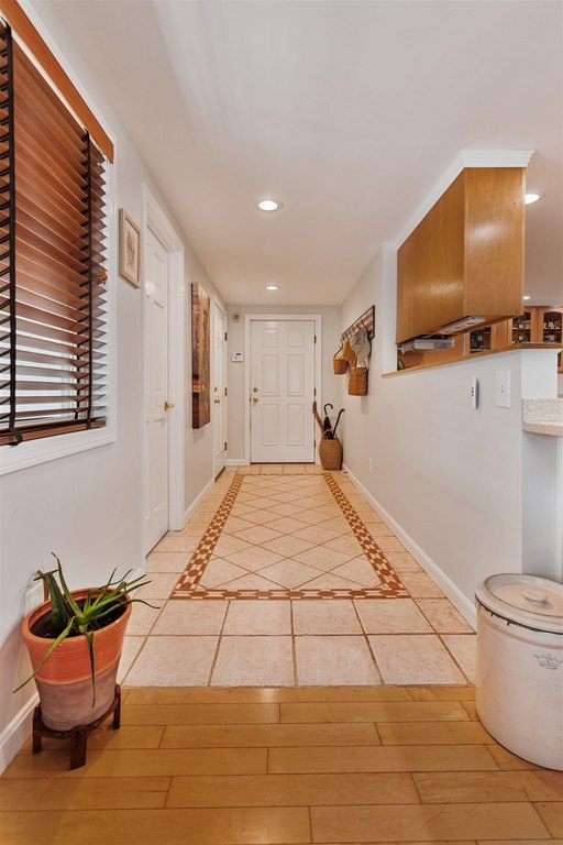 Hampton, New Hampshire, 03842, United States, 4 Bedrooms Bedrooms, ,3.5 BathroomsBathrooms,Residential,Forsale,1934012