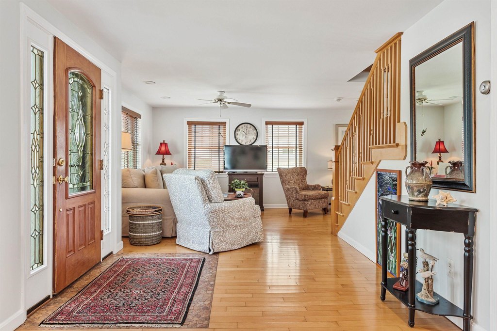 Hampton, New Hampshire, 03842, United States, 4 Bedrooms Bedrooms, ,3.5 BathroomsBathrooms,Residential,Forsale,1934012