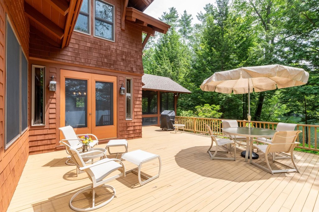 Moultonborough, New Hampshire, 03254, United States, 4 Bedrooms Bedrooms, ,3 BathroomsBathrooms,Residential,Forsale,1909940