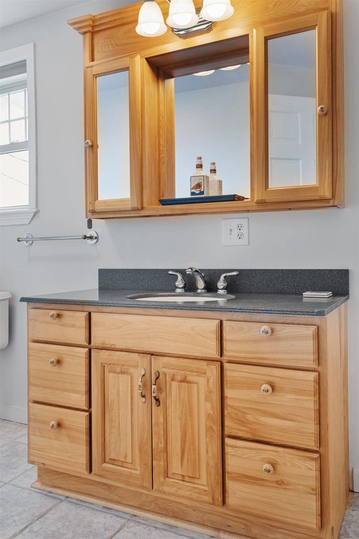 Hampton, New Hampshire, 03842, United States, 4 Bedrooms Bedrooms, ,3.5 BathroomsBathrooms,Residential,Forsale,1934012